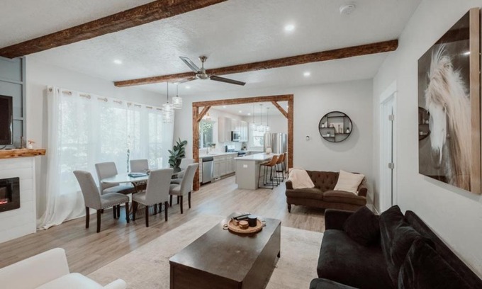 Corvallis House | Urban Rustic Getaway