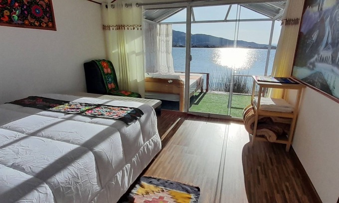 Puno Cabin | Uros Amaru Marka Lodge