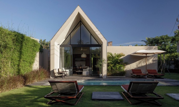 Beraban Villa | Usawa Villas by OXO
