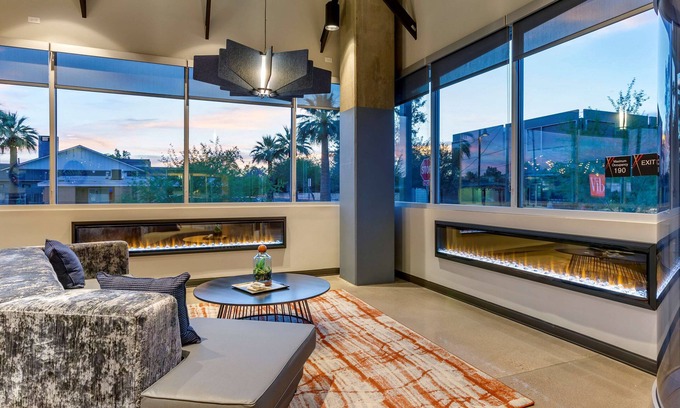 Tempe Hotel | Vīb Hotel by Best Western Phoenix - Tempe