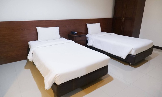 Bang Kra So Hotel | V.Resotel Hotel