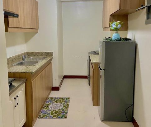 Kapitolyo Apartment | V-TAN condo
