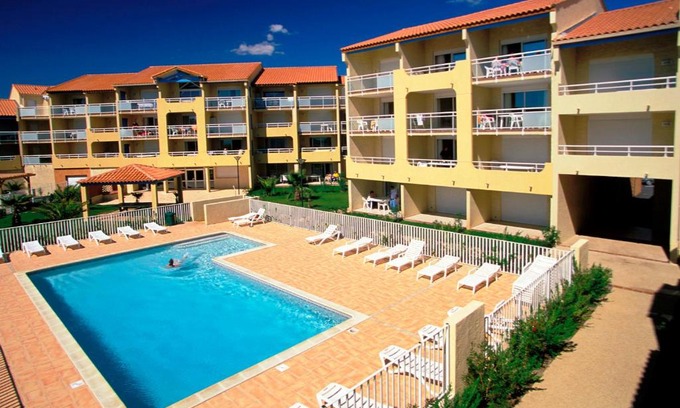 Valras-Plage Apartment | Vacancéole - Résidence Alizéa Beach