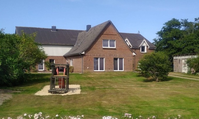 Emmelsbuell-Horsbuell Apartment | Vacation apartment/apartment for 6 guests with 110m² in Emmelsbüll-Horsbüll (146313)