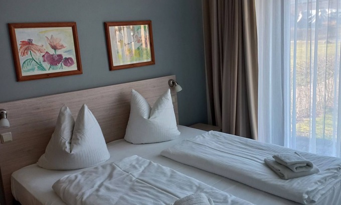 Stolpe b. Anklam Apartment | Vacation apartment Die Remise Silbersee RE-02 in a quiet village location on Usedom - The