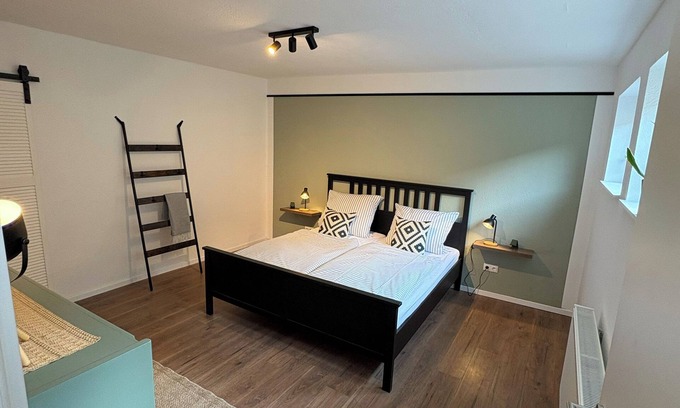 Altenwalde Apartment | Vacation apartment in a quiet cul-de-sac right next to the nature reserve