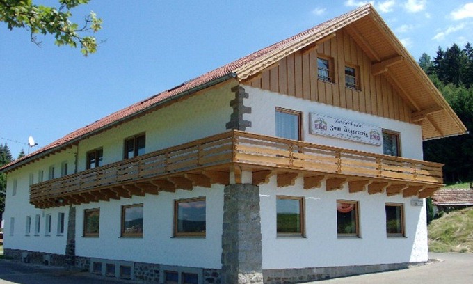 Waldmuenchen Apartment | Vacation farm with lots of animals. Alpacas, ponies, goats, donkeys, rabbits, chickens etc.