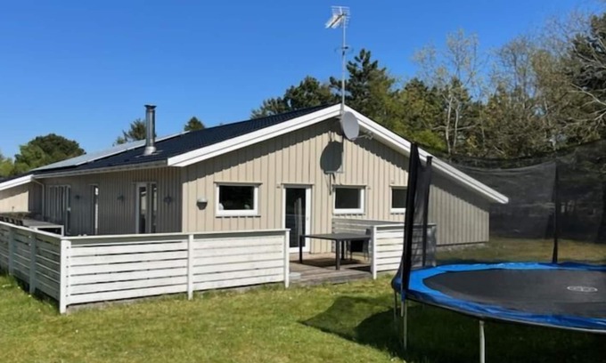 Kramnitse House | Vacation home "Elian" - 200m from the sea in Lolland, Falster and Mon in Rødby - 12 persons, 5 bedrooms