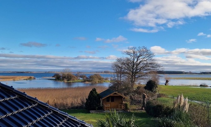 Waase House | Vacation home for 6 guests with 140m² in Ummanz (271054)