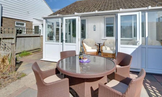 Icklesham House | Vacation home Forget Me Not in East Sussex - 4 persons, 2 bedrooms