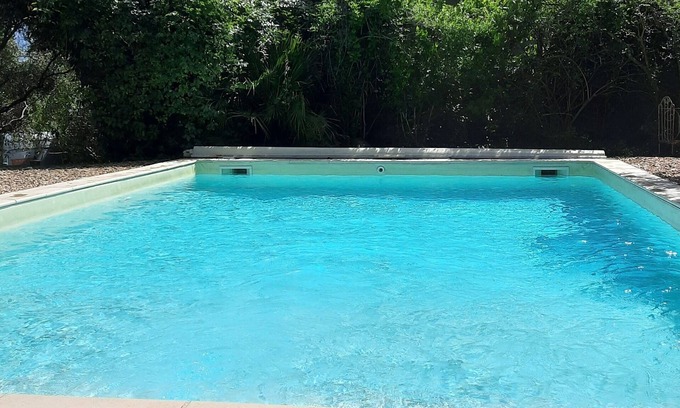 Eyragues House | Vacation home in the heart of Provence