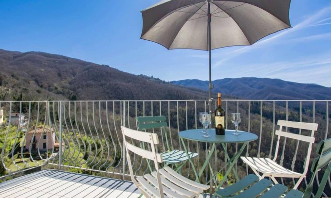 Casoli House | Vacation home Kenzo by Interhome