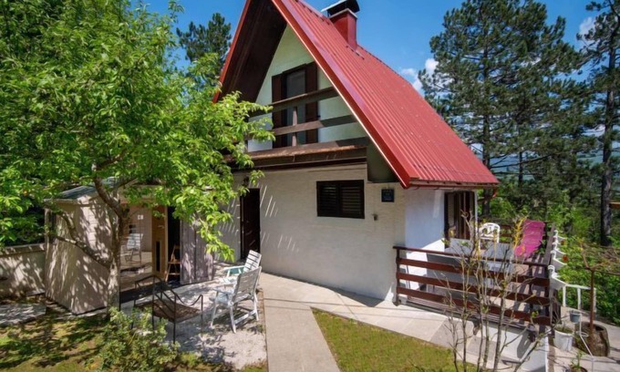 Lic House | Vacation home Nina by Interhome