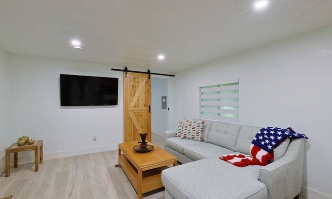 Fellowship Other | Vacation home ,silver springs, salt spring ,Ocala world equestrian center.