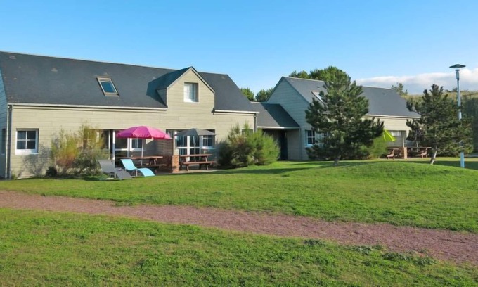 Creances House | Vacation home Village des Dunes (CEZ310) in Créances - 4 persons, 2 bedrooms