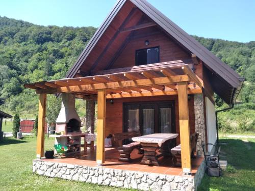 Lohovo House | Vacation home Zara