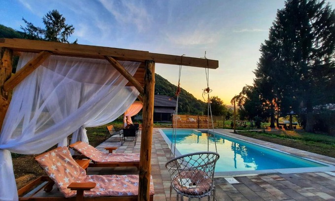 Bihac House | Vacation House Studenac