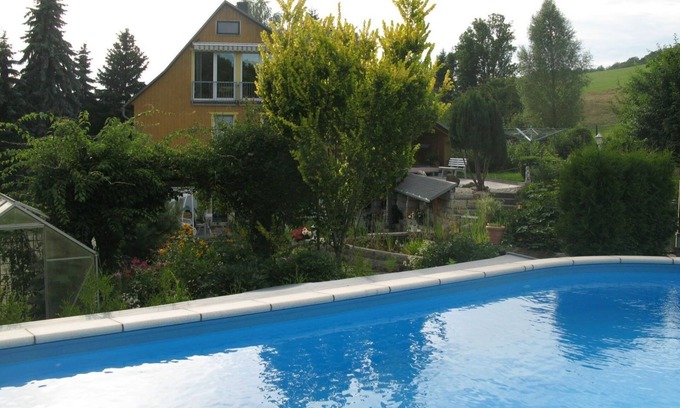 Sebnitz Apartment | Vacation in Saxon Switzerland Garden Pool Stove Sauna