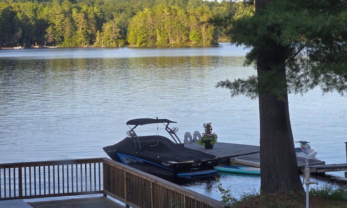 Dysart et al Cottage | Vacation on beautiful Haliburton Lake!