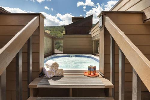 Vail Hotel | Vail 21 - CoralTree Residence Collection