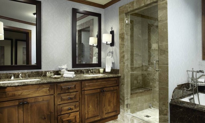 Gore Creek Place Resort | Vail, Ritz, Resort & Spa, Ski, Hot Tub