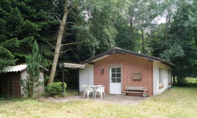 Dersum House | Vakantiehuisje midden in de natuur met veel privacy en rust.