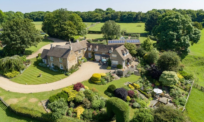 Manton Apartment | Valley View Apartment1 Bedroom Self Contained Apartment Close to Rutland Water