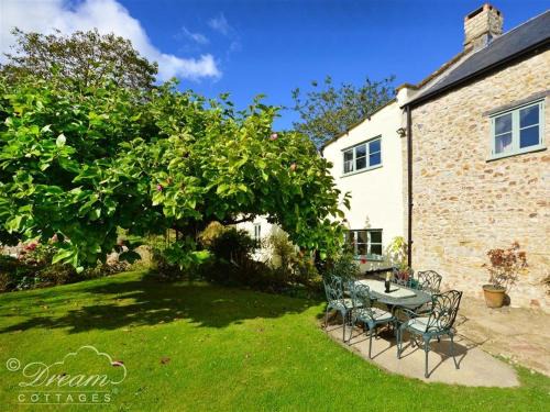 Lyme Regis House | Valley View Farm Annexe