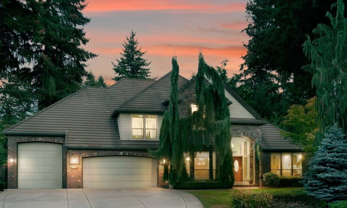 Evergreen House | *Vancouver Estate with Park Like Backyard*