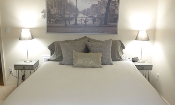 Vancouver House | Vancouver,Wa./Portland,Or/Comfort&Style Private Master Ex Suite/Bath/Suite only