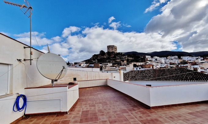 Velez de Benaudalla Apartment | VELEZ NAZARI CENTER 1