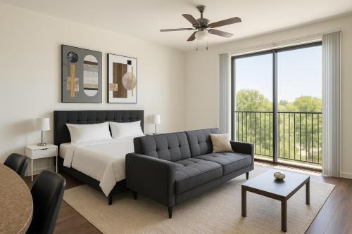 Five Points South Apartment | Velvet King Studio Urban Escape A21