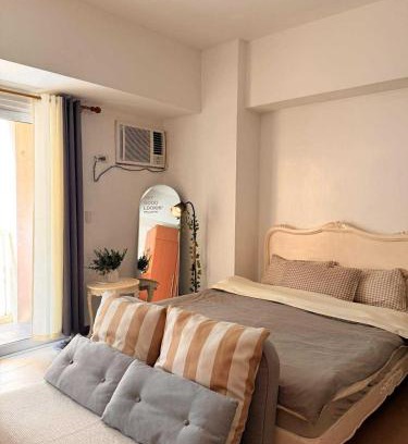 Pinagsama Apartment | Venice Vista Lodge Staycation near Venice Grand Canal