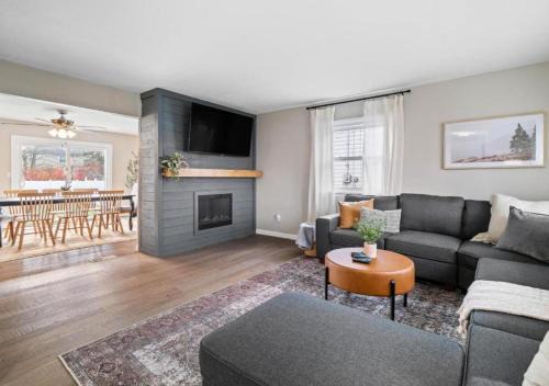 Vermilion House | Vermilion Retreat with Game Room, Hot Tub and Across from Community Pool