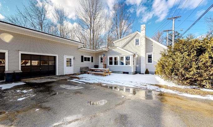 Proctorsville House | Vermont Farm House and Studio