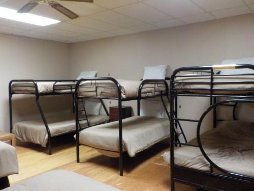 Vernon Hostel | Vernon Hostel