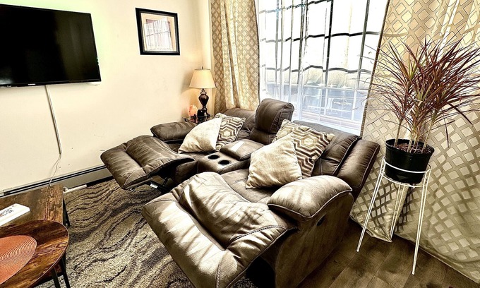 Swarthmore Apartment | Versatile 1B/1B w/ Parking, Swarthmore College Steps Away!