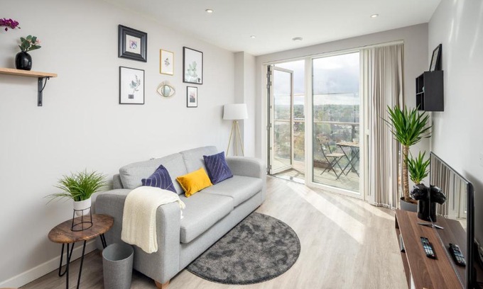 Fairfield Apartment | Vertex Luxury Suite