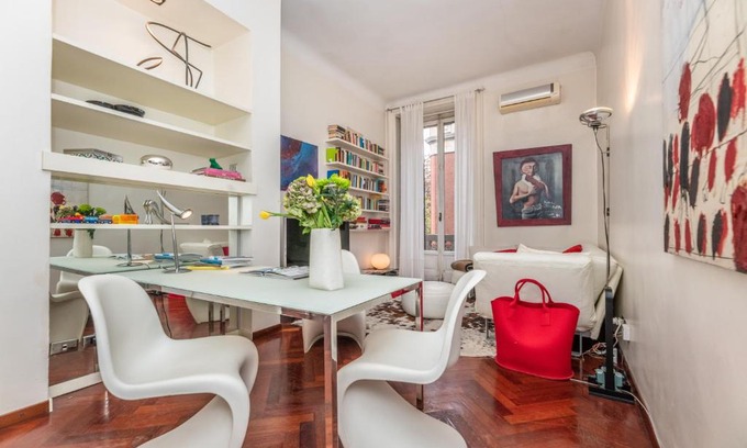 Magenta Apartment | Very central in Cadorna station area! Excellent if you arrive from Malpensa Airport