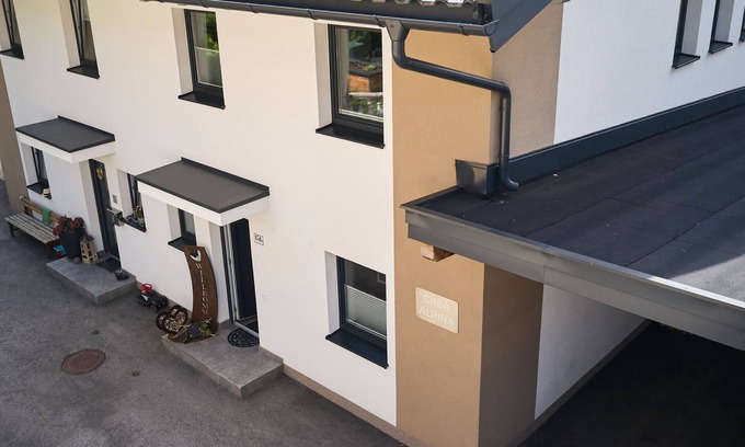 Goldegg House | Very spacious and fully equipped holiday home