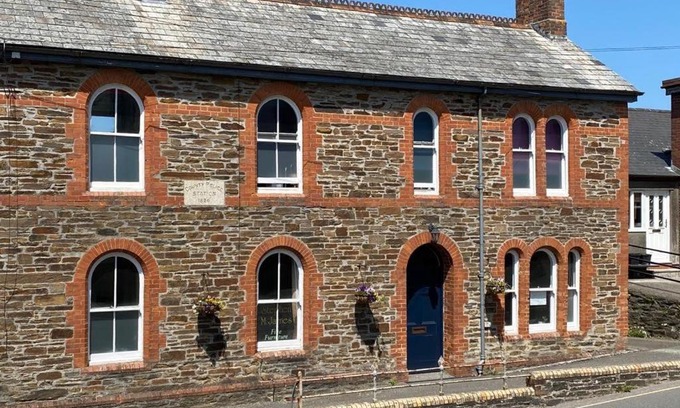 Launceston Apartment | Victorian Police Station Apartment