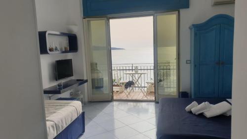 Meta Apartment | Vient Mpop con terrazza vista mare