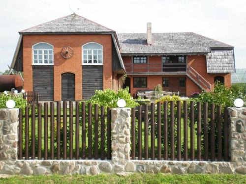 Dundaga House | Viesu nams Pūpoli