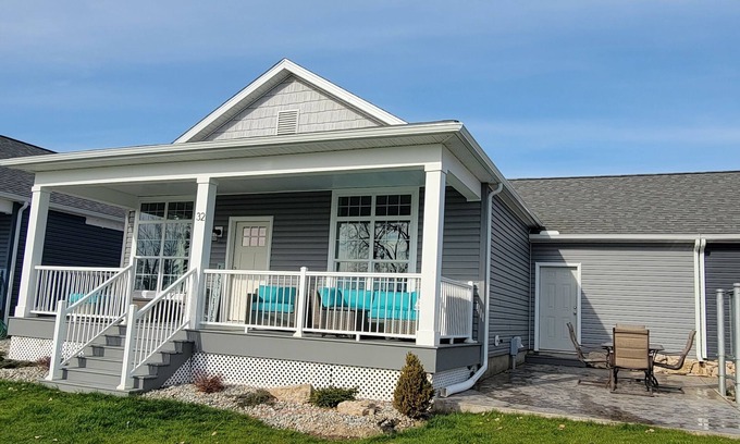 Marblehead Villa | Views! Amenities! Comfort! Waterview at Bay Point. AUGUST 2025 DATES AVAILABLE.