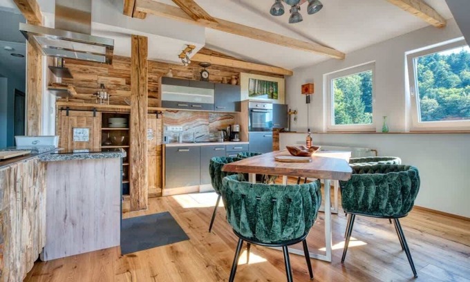 Triberg im Schwarzwald Condo | Views over the Forest+Garden,Campfire,Fireplace