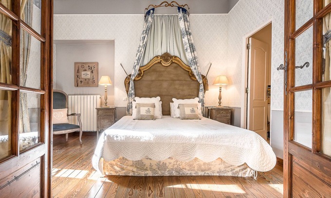 Pezenas Hotel | Vigniamont - Luxury B&B