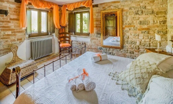 Santa Vittoria in Matenano Villa | Villa with pool in the National Park, 6 bedrooms, 16 people, 7 bathrooms