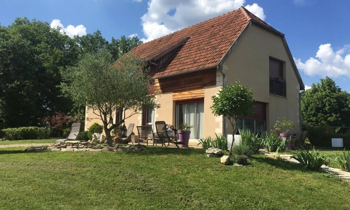 Martel Villa | Villa 4* - 3 bedrooms - 6 pers. - Nature, comfort, garden, exceptional view at Martel