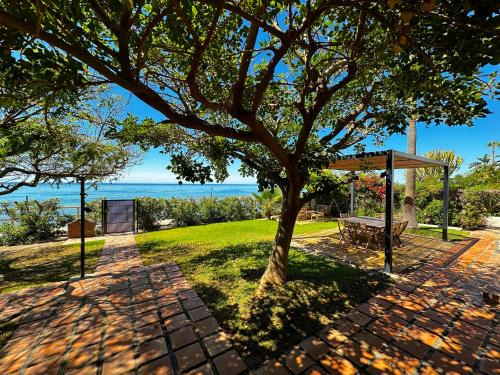 Rincon de la Victoria House | VILLA ALBORAN Beachfront 9PAX