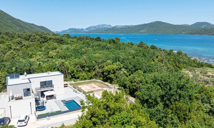 Ston Villa | Villa Angela by Villas Guide